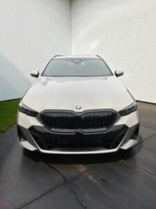BMW 540d xDrive Touring foto 2